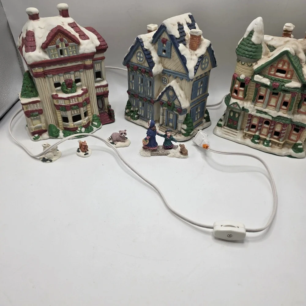 House of Lloyd Christmas Village Set Vintage 1993 Victorian Snow House Figurines